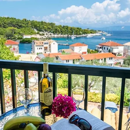 Fenia's - Charming Seaview Getaway In Gaios, Paxos * Gaios