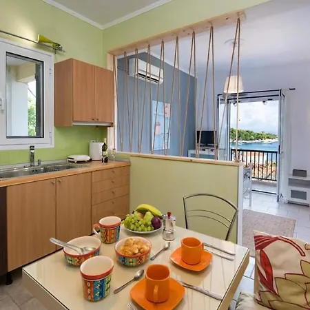 Fenia's - Charming Seaview Getaway In Gaios, Paxos