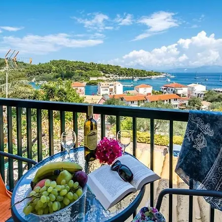 Fenia's - Charming Seaview Getaway In Gaios, Paxos * Gaios