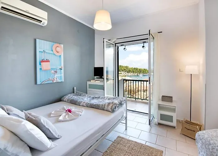 Lejlighed Fenia's - Charming Seaview Getaway In Gaios, Paxos *